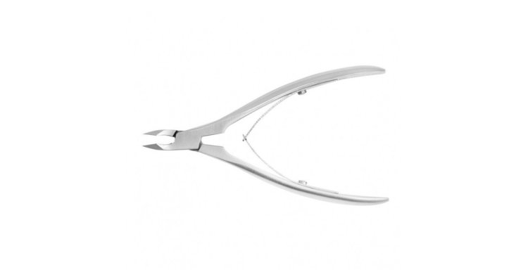 Stainless Steel Cuticle Nippers for the Perfect Manicure in New York