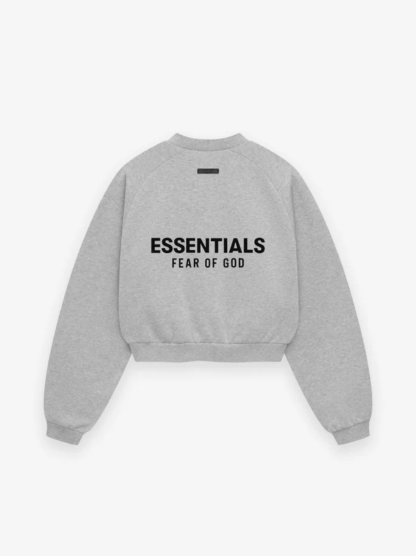 The Essentials Sweatshirt: A Perfect Blend of Style, Comfort, and Versatility