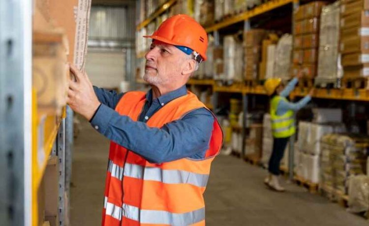 How to Select the Best Warehouse Security Services?