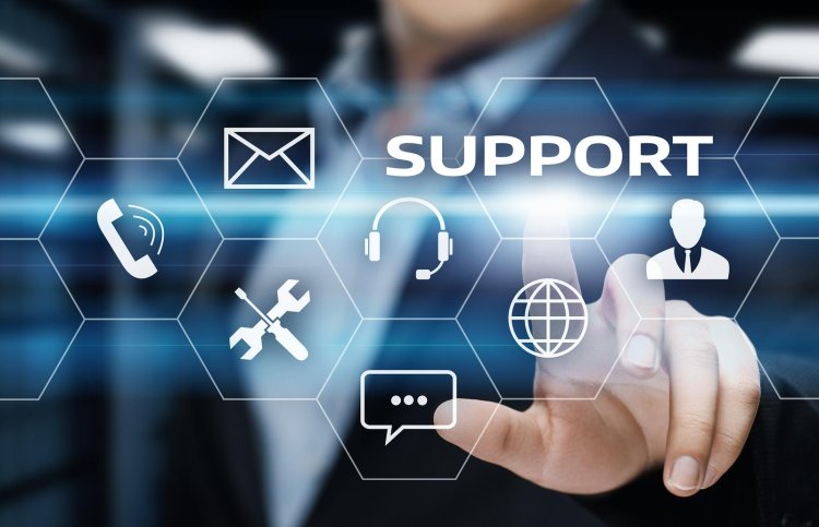 What is the average cost of hiring an IT support company?